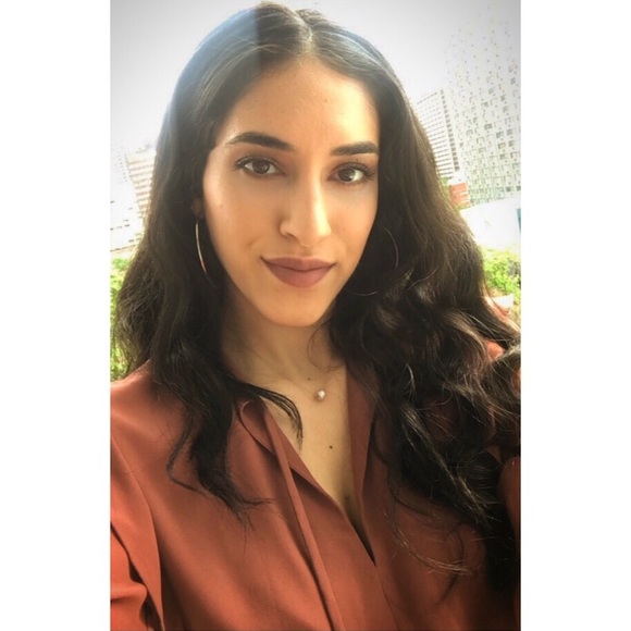 Meet your Posher, Sara - Picture 1 of 1